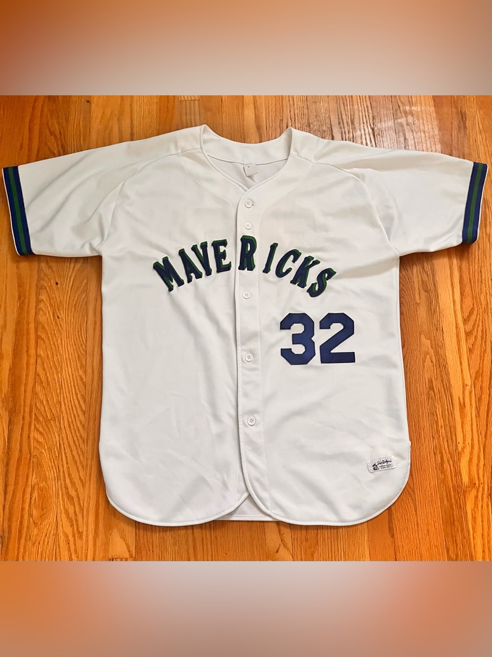 Vintage Mavericks Men’s Baseball Jersey - Number 32
